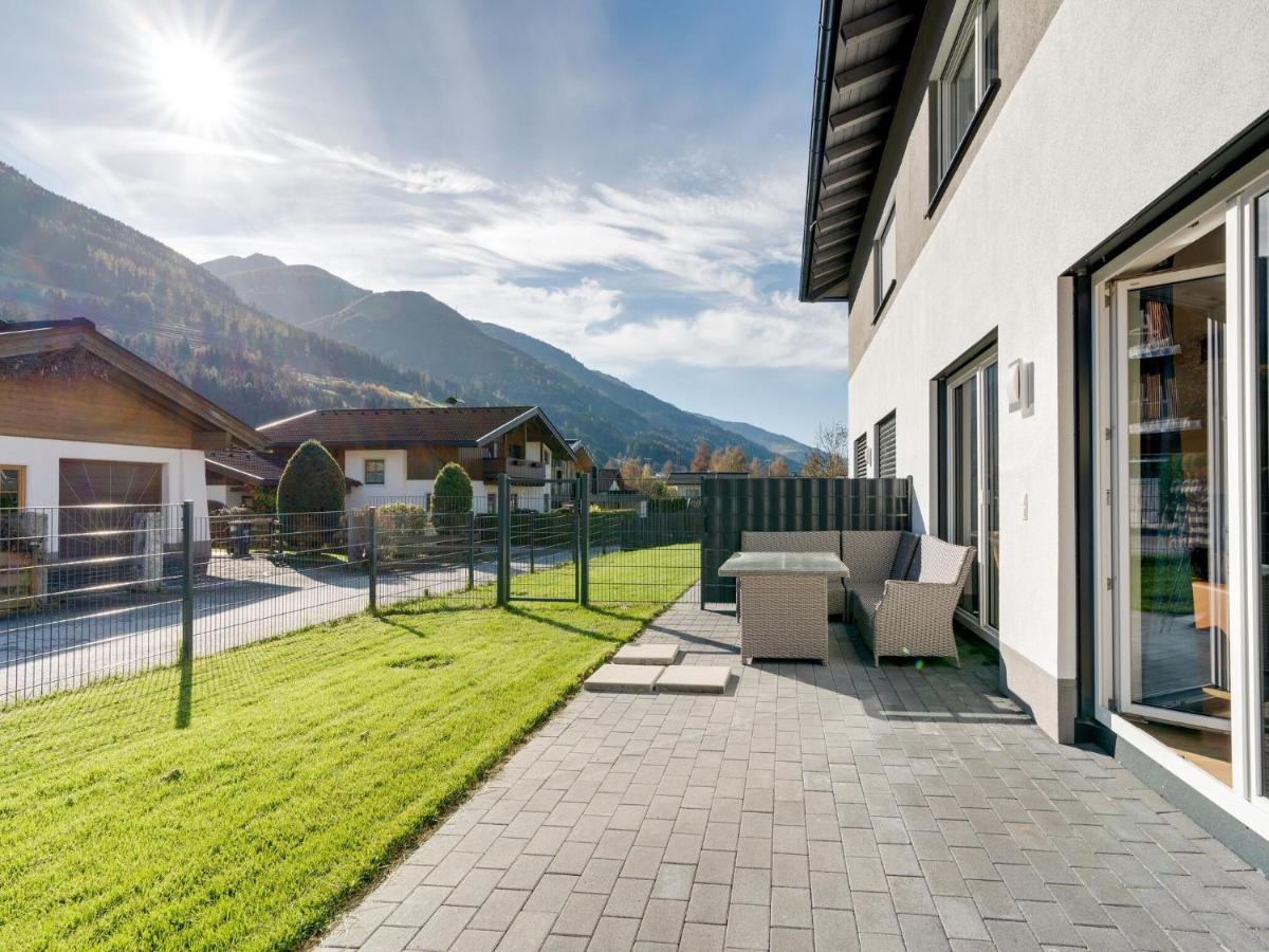 In Near Area Holiday home *